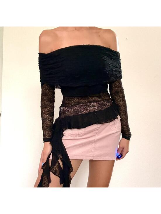 Tops - Y2K Black lace off shoulder ruffle top